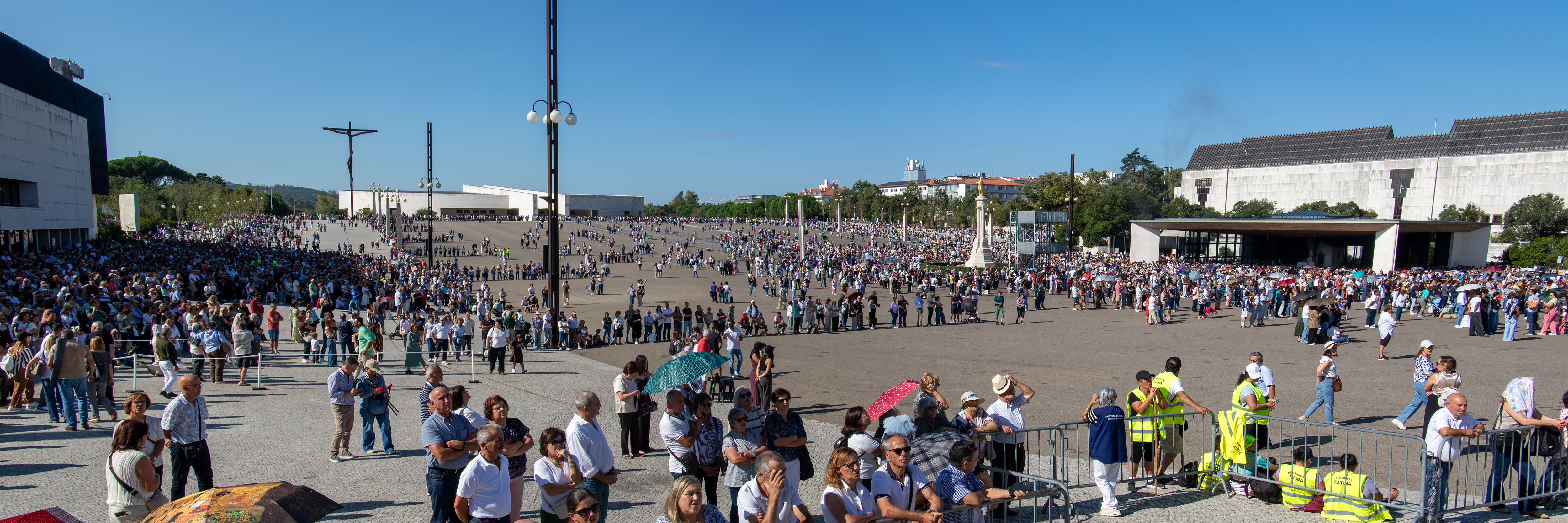 2026-10-04missadomingo1.jpg