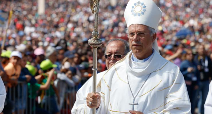 “As grandes experiências que se fazem hoje não são de palavreados mas de momentos que tocam a intimidade, a emoção, movem os sentidos e mexem com eles. Fátima oferece tudo ao Homem moderno” – D. Armando Esteves Domingues